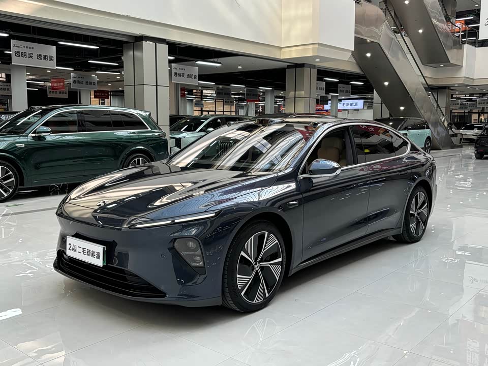 NIO ET7