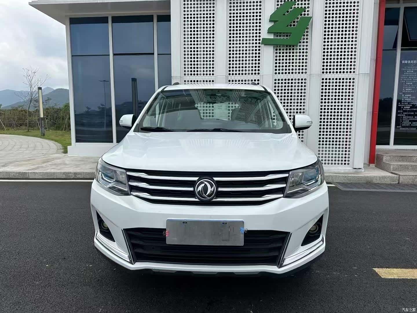 DongFeng SX6, 2020 23