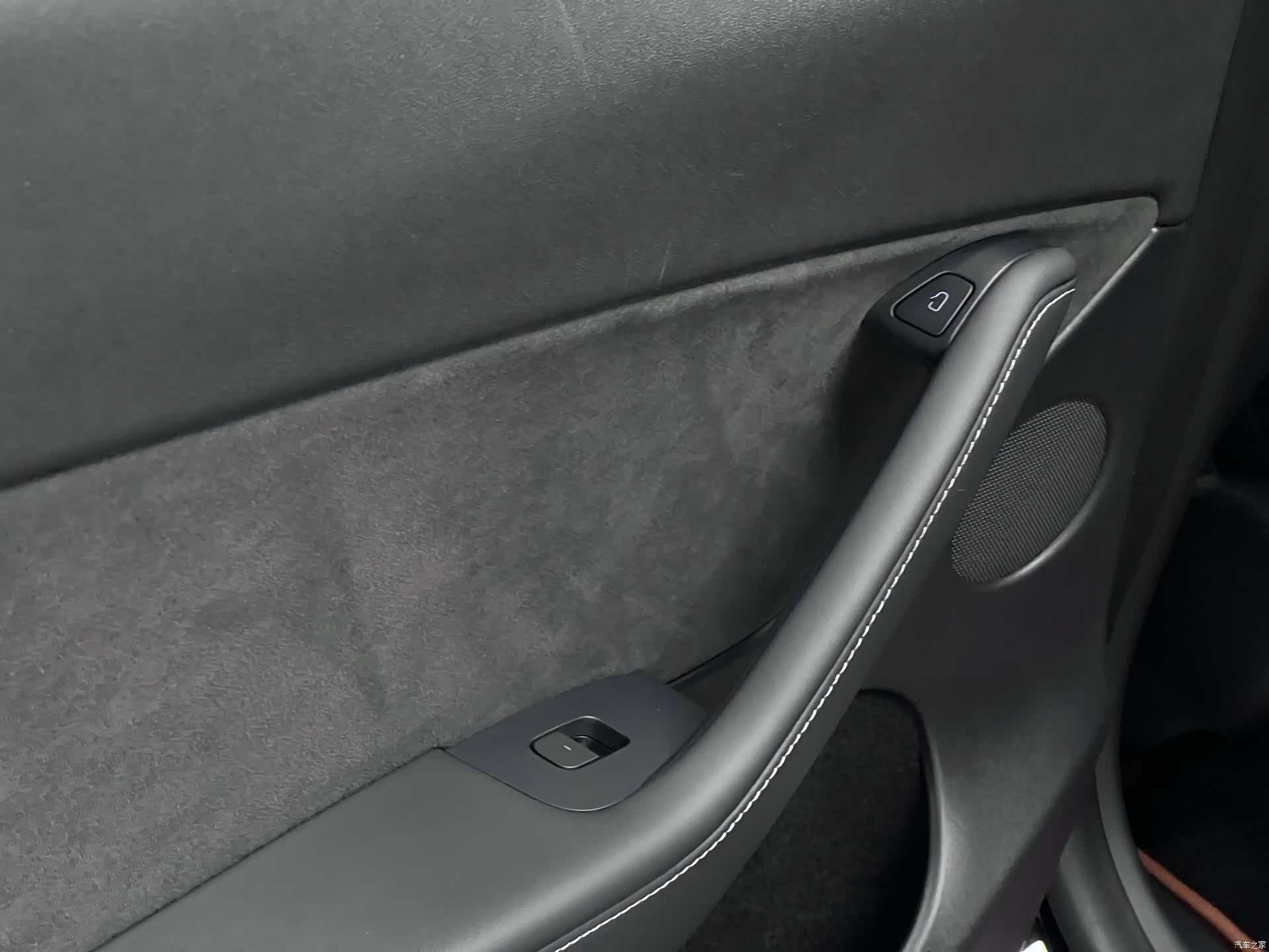 Tesla Model Y, 2021 31