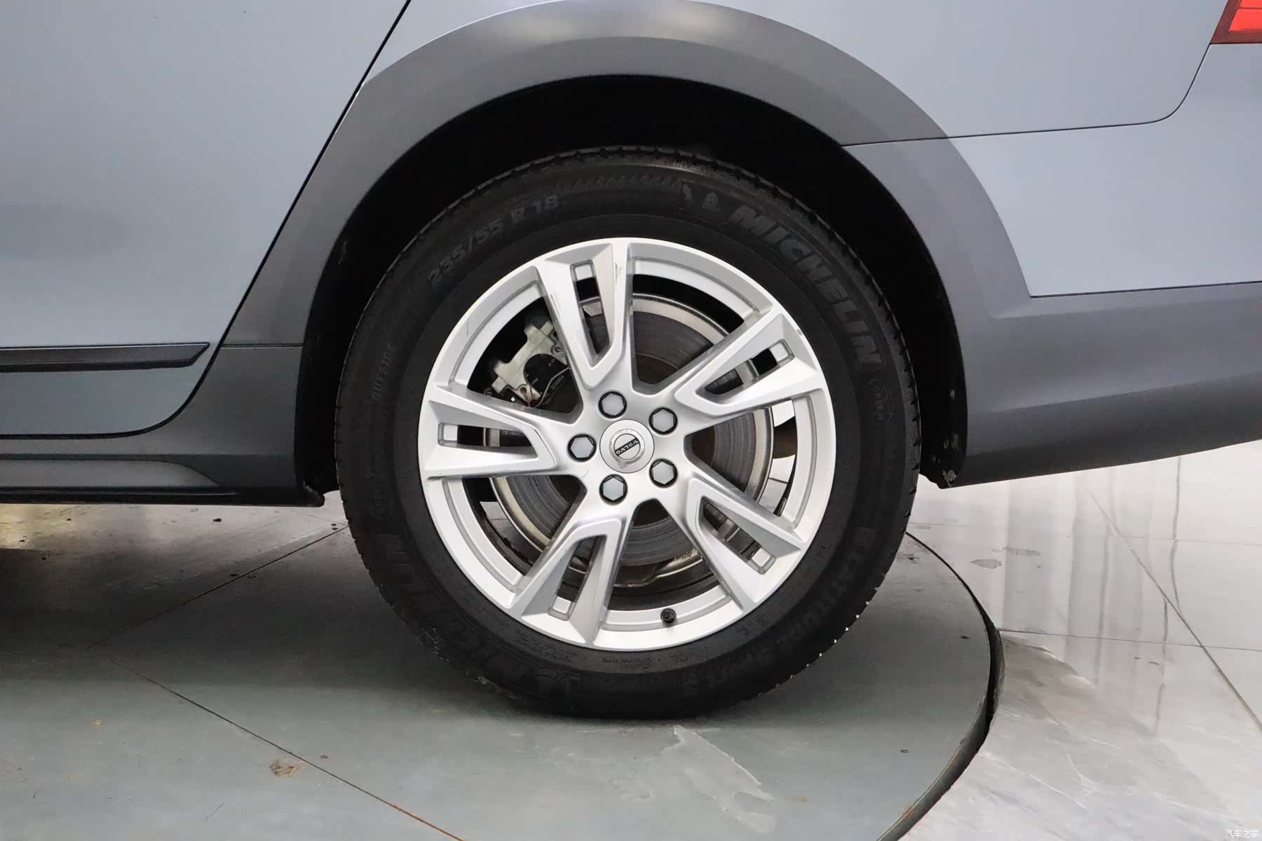 Volvo V90, 2019 11