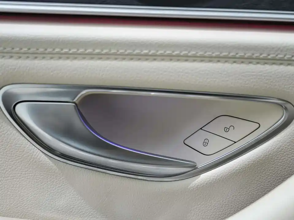 Mercedes-Benz E-class Mercedes-Benz E-class
