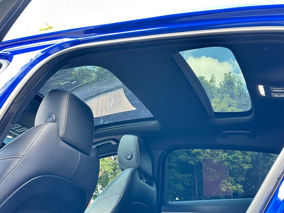 Jaguar XEL Jaguar XEL