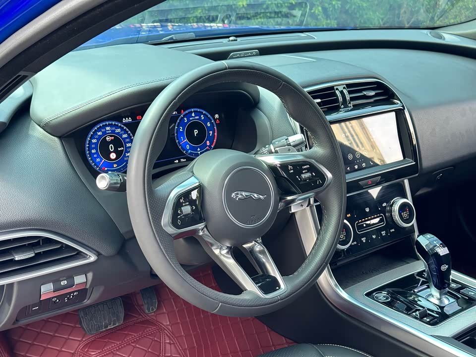 Jaguar XEL Jaguar XEL