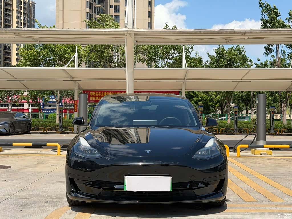 Tesla Model 3, 2022 2