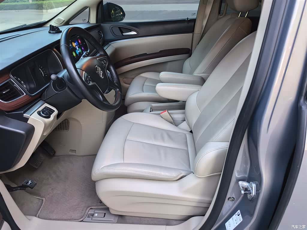Buick GL8, 2020 11