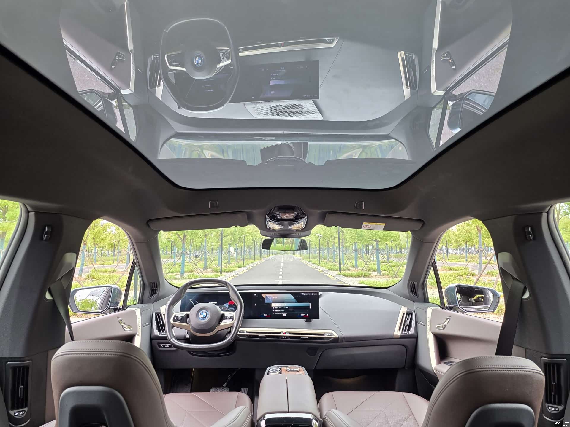 BMW iX, 2022 17