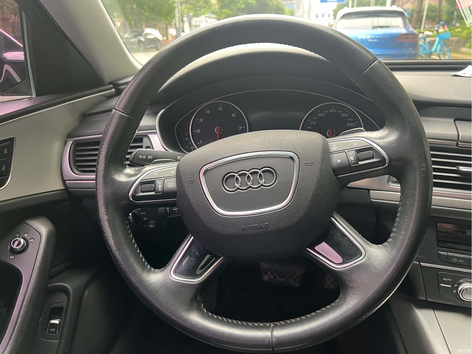 Audi A6L, 2019 24
