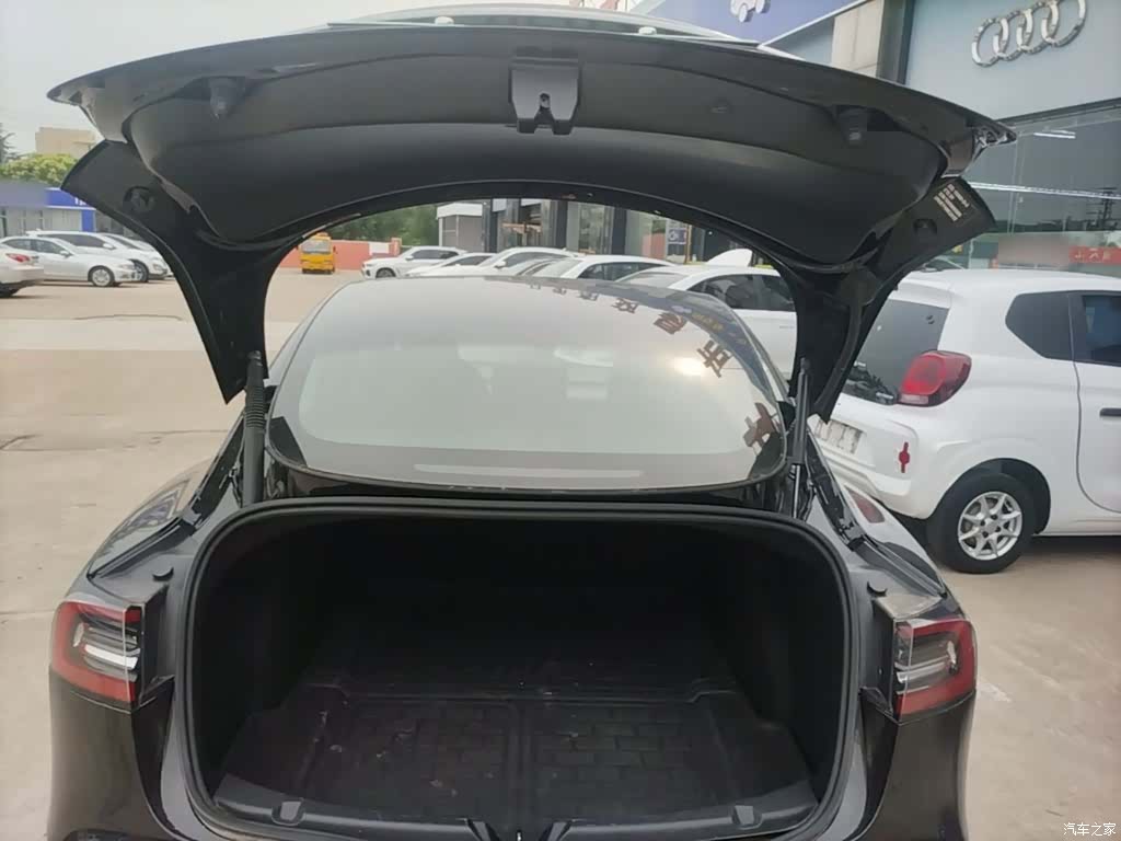 Tesla Model 3, 2021 18