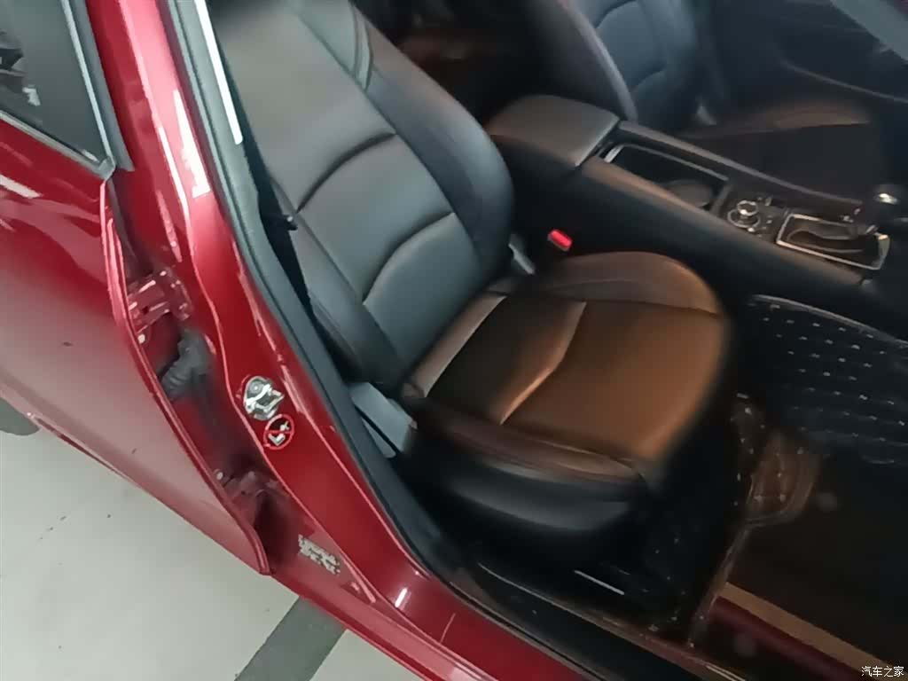 Mazda Mazda3, 2020 25