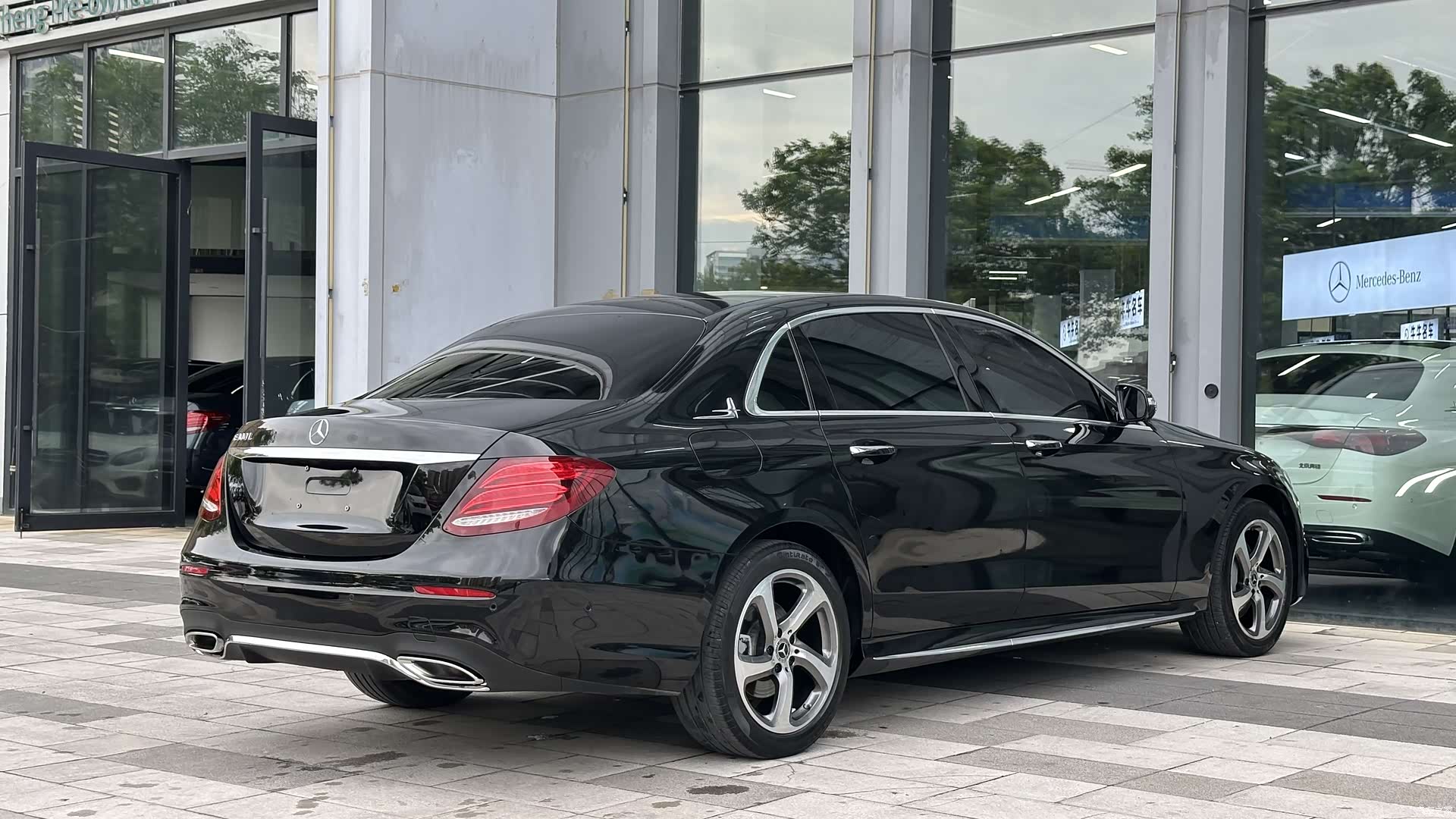 Mercedes-Benz E-Class, 2019 3