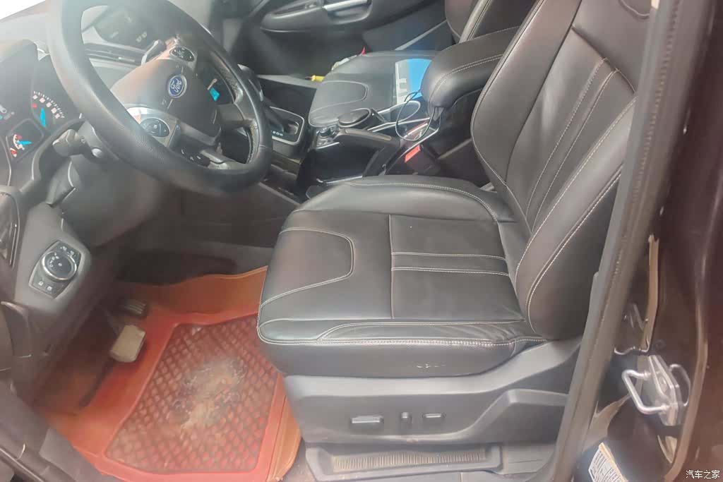 Ford Kuga, 2014 9