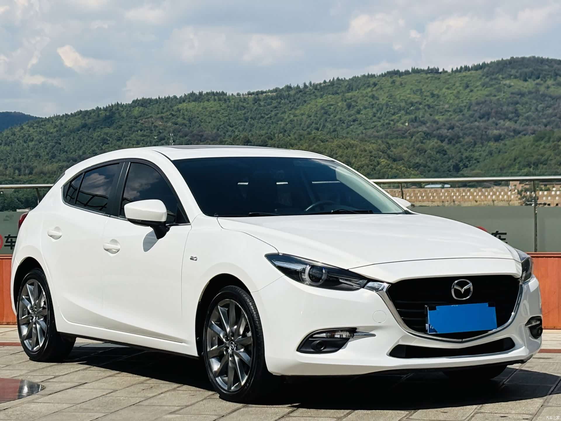 Mazda Mazda3, 2018 3