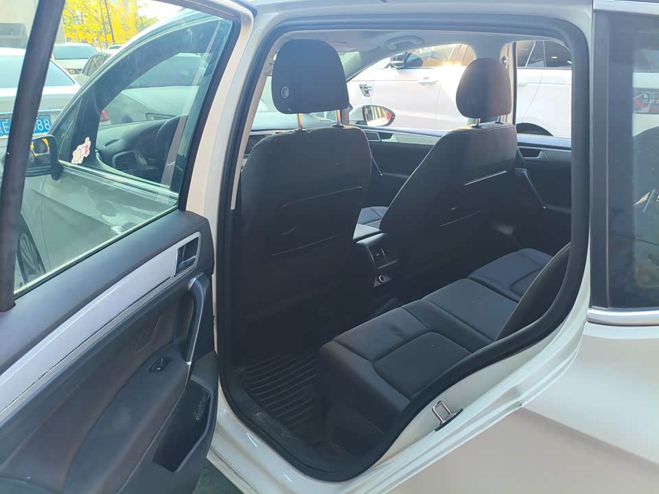 Volkswagen Golf*Jiayu