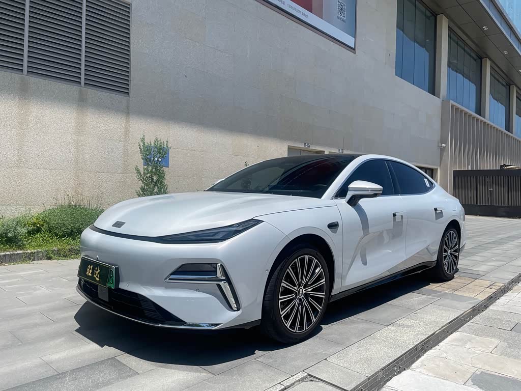 Geely Galaxy Starshine 8