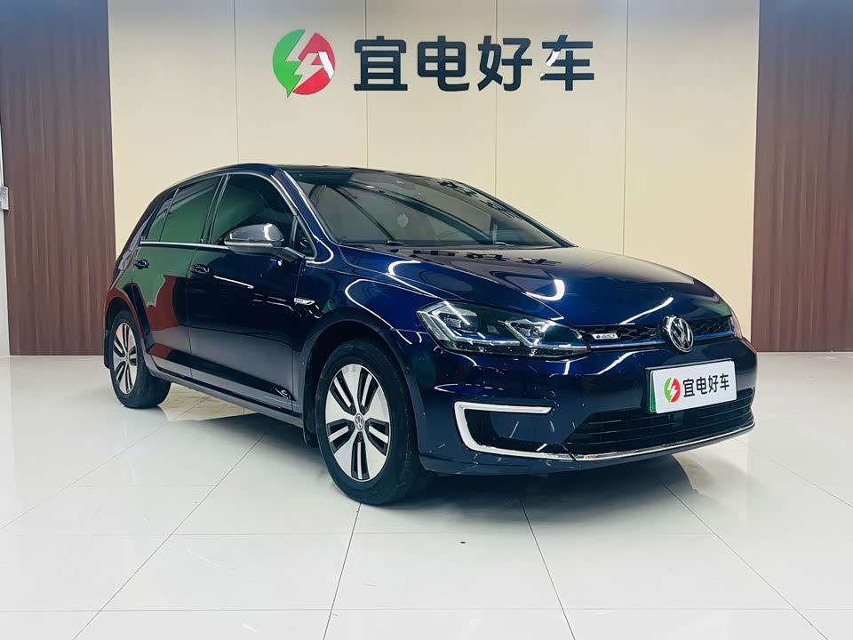 Volkswagen Golf*pure electricity Volkswagen Golf*pure electricity