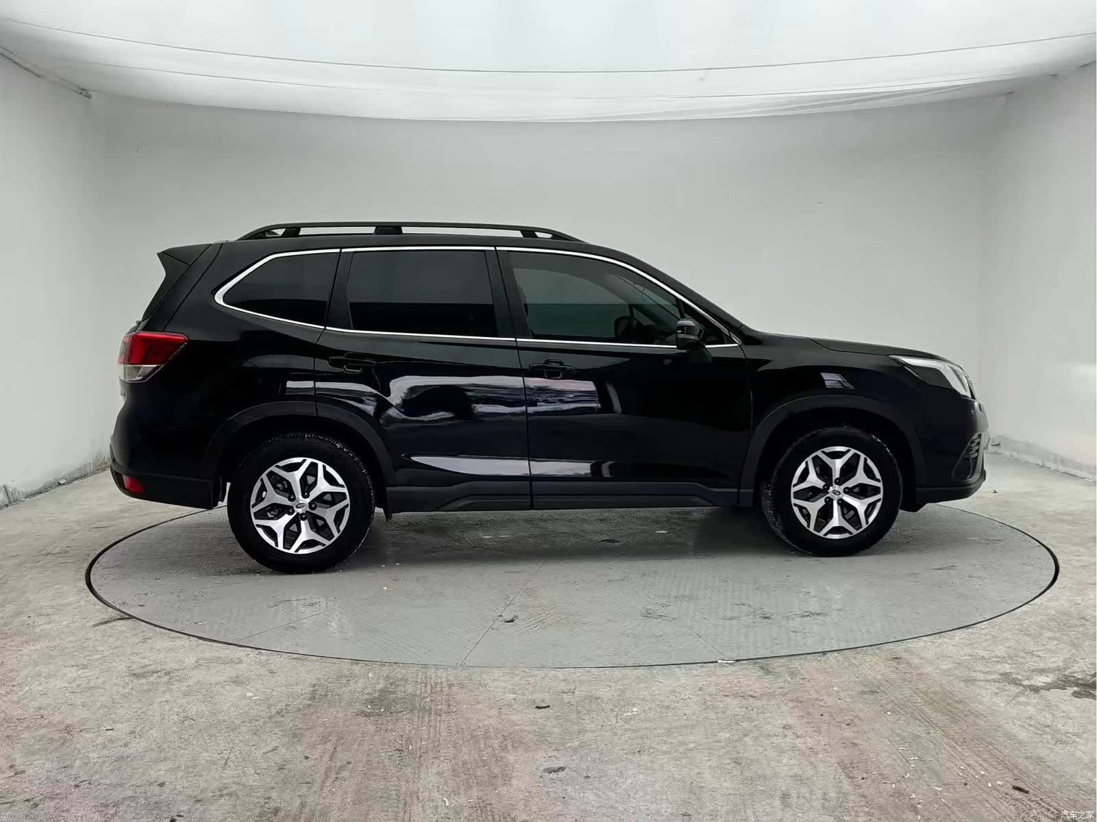 Subaru Forester, 2022 3