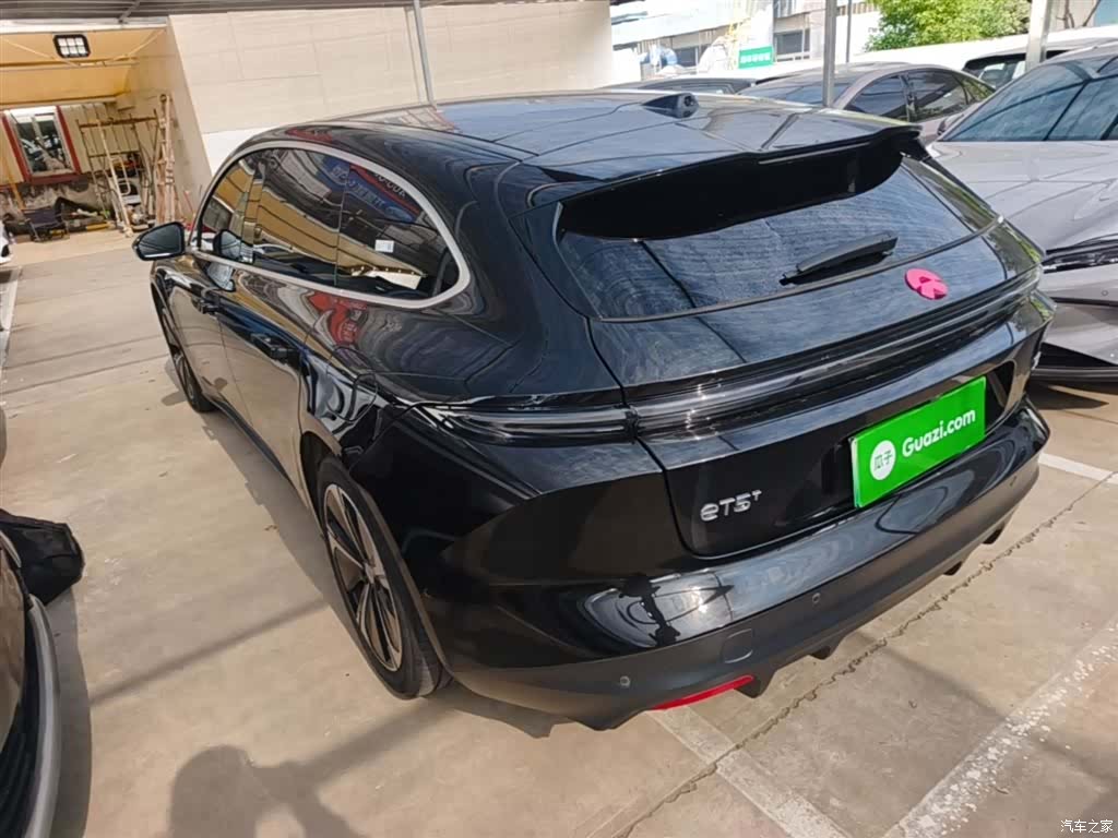 NIO ET5, 2025 все фото