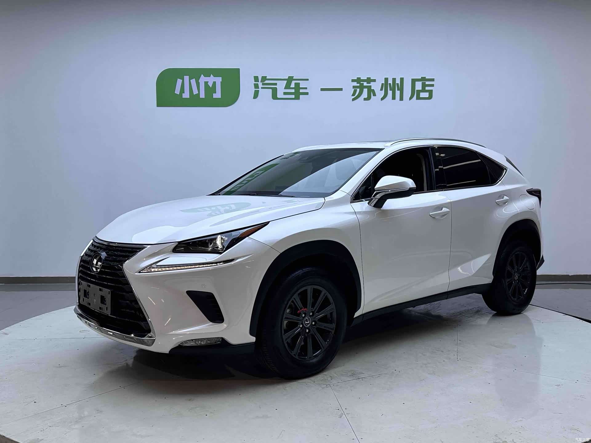 Lexus NX, 2020 1