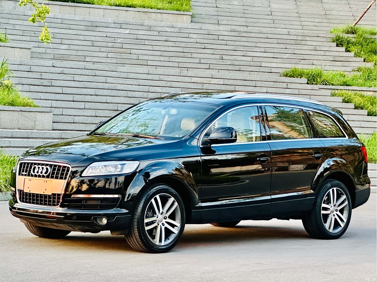 Audi Q7, 2008 1