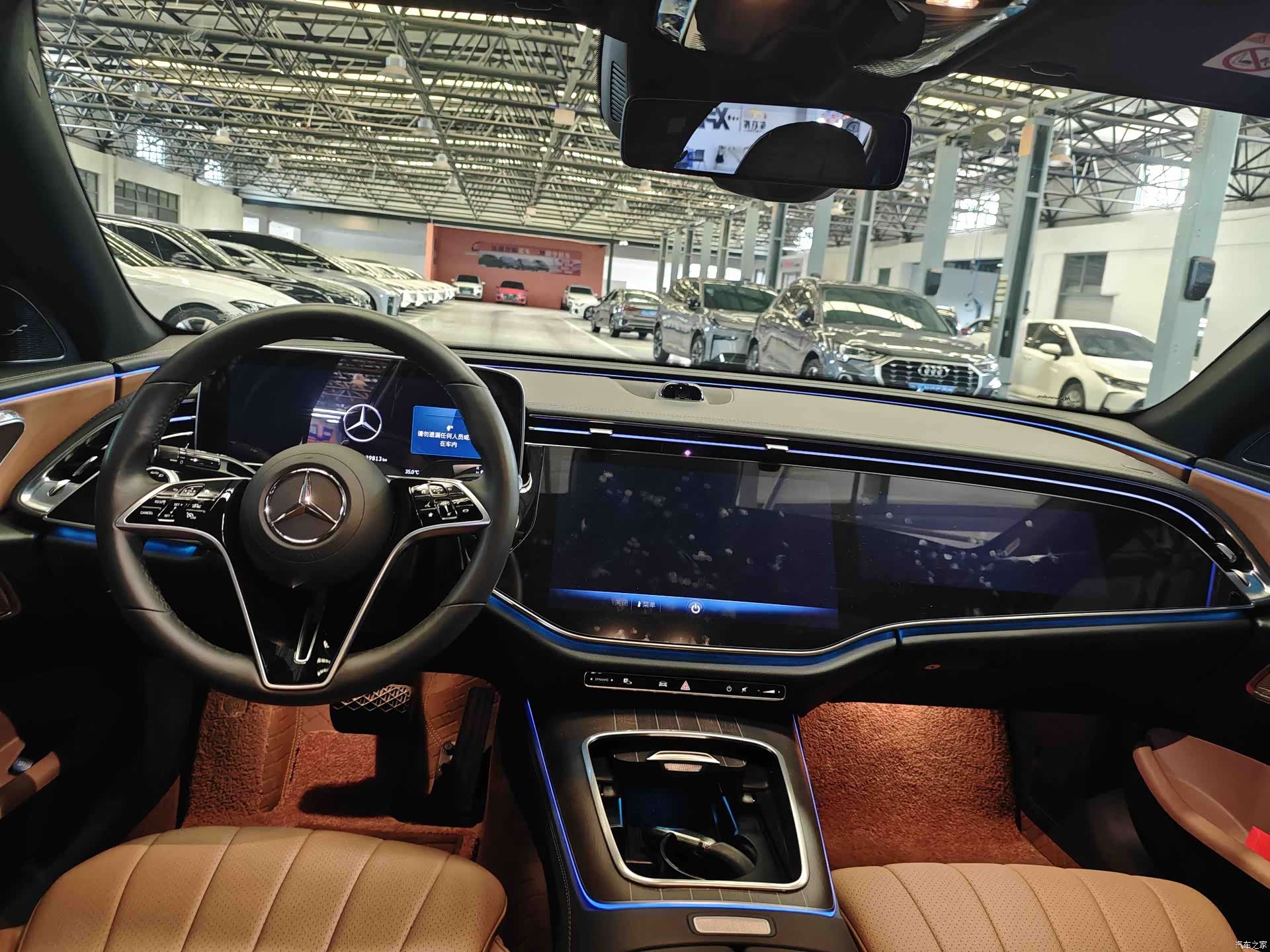 Mercedes-Benz E-Class, 2025 4
