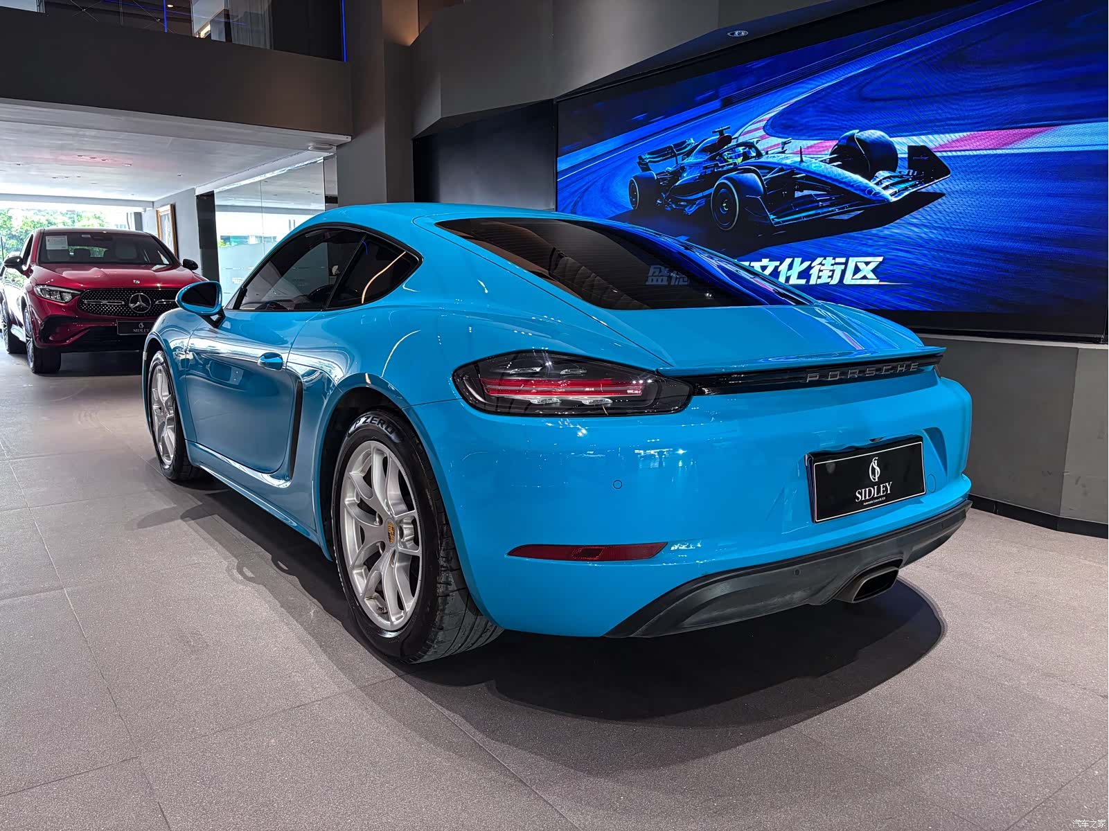 Porsche Cayman, 2019 4