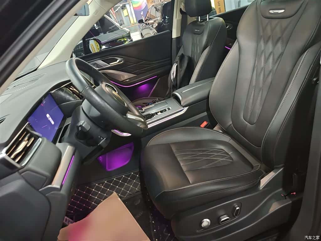 Hongqi HS7, 2024 15
