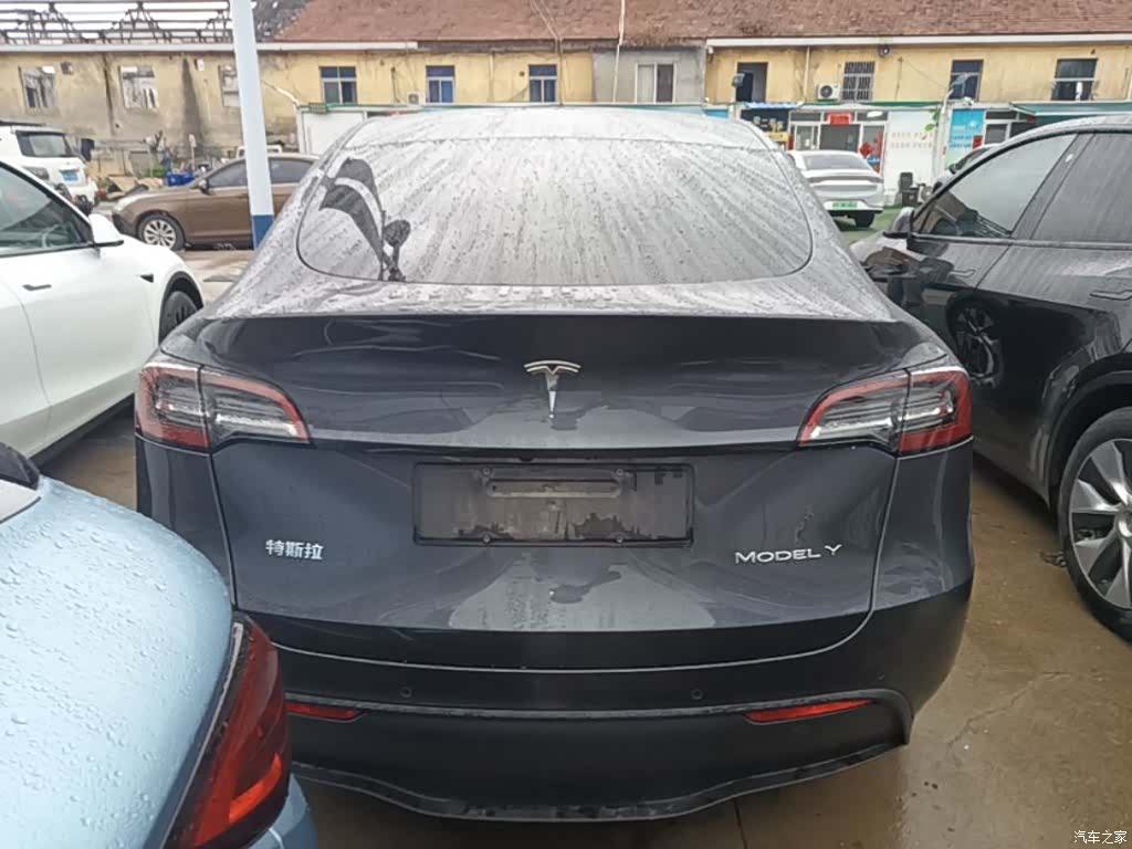 Tesla Model Y, 2021 6