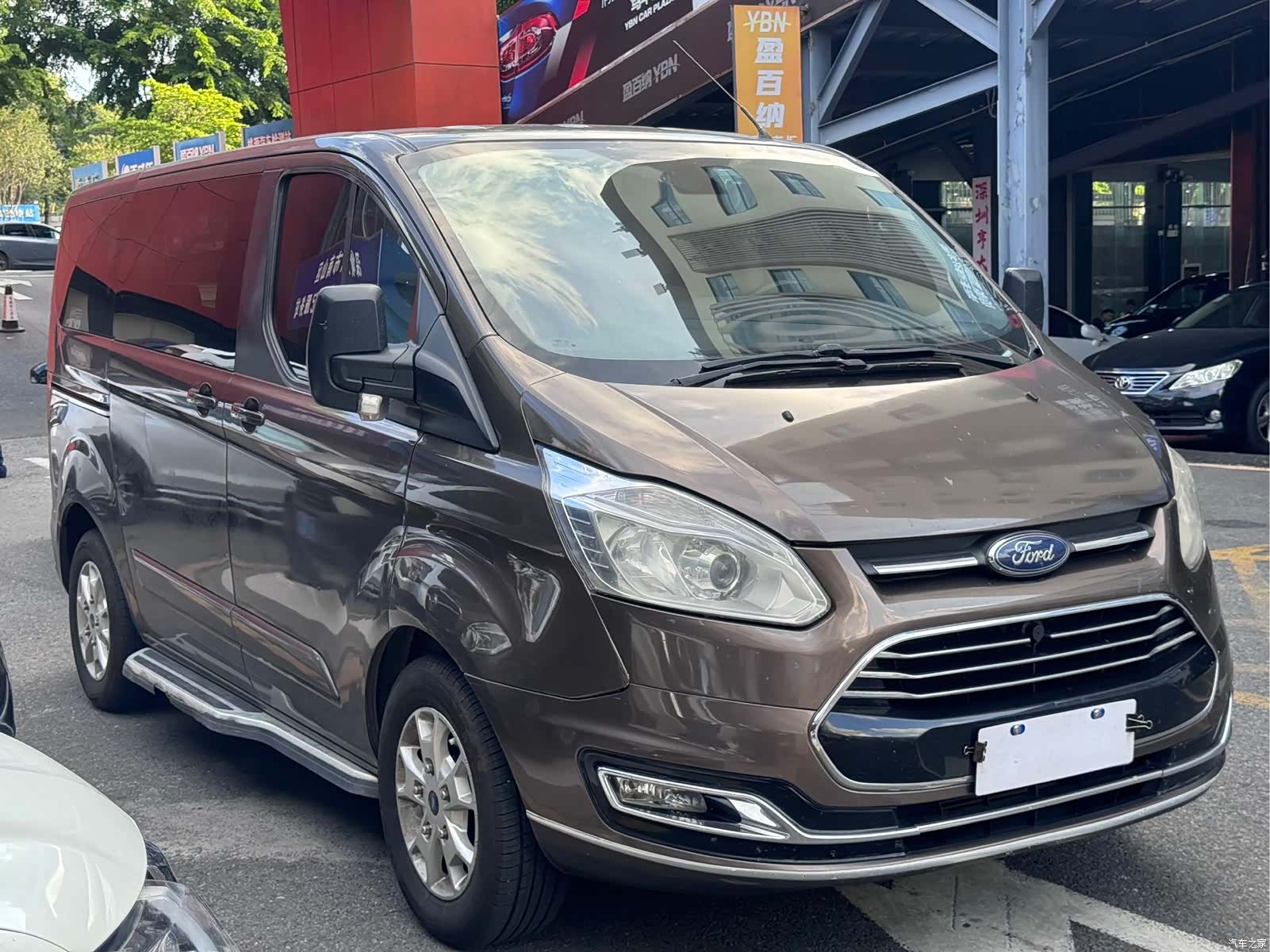Ford Tourneo, 2017 3