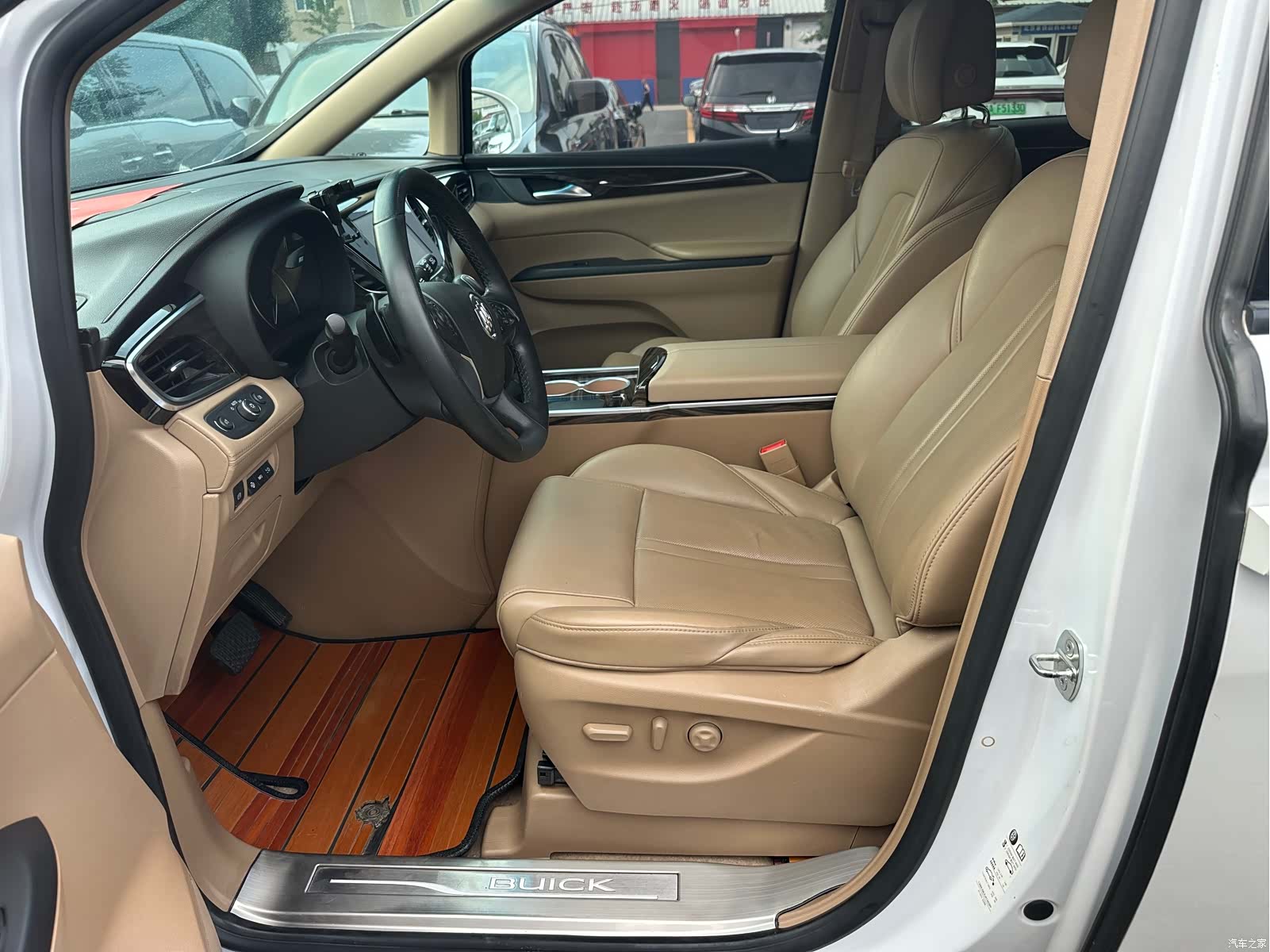Buick GL8, 2019 4
