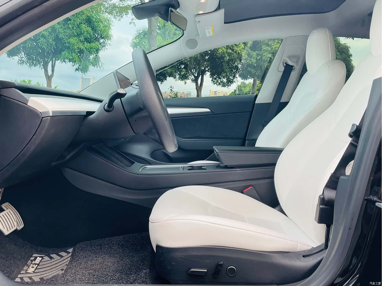 Tesla Model 3, 2021 16