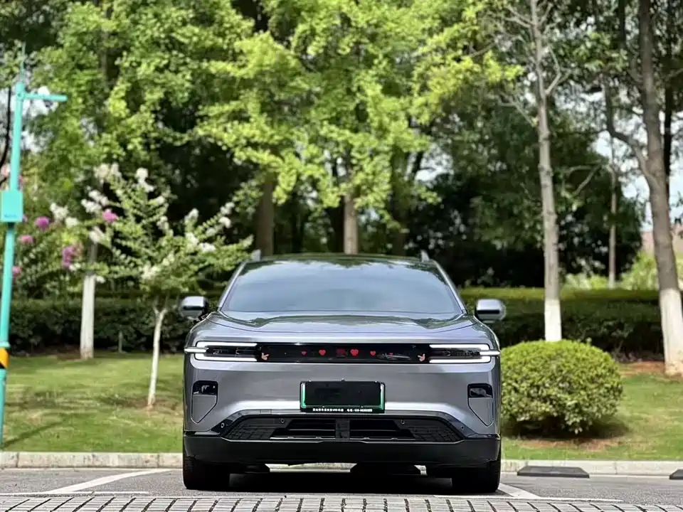 Changan E07