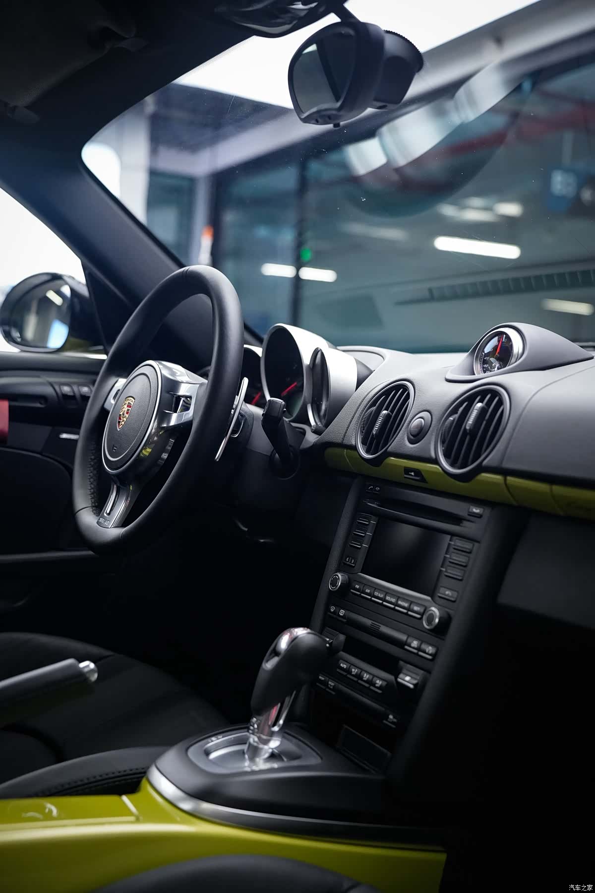 Porsche Cayman, 2011 29