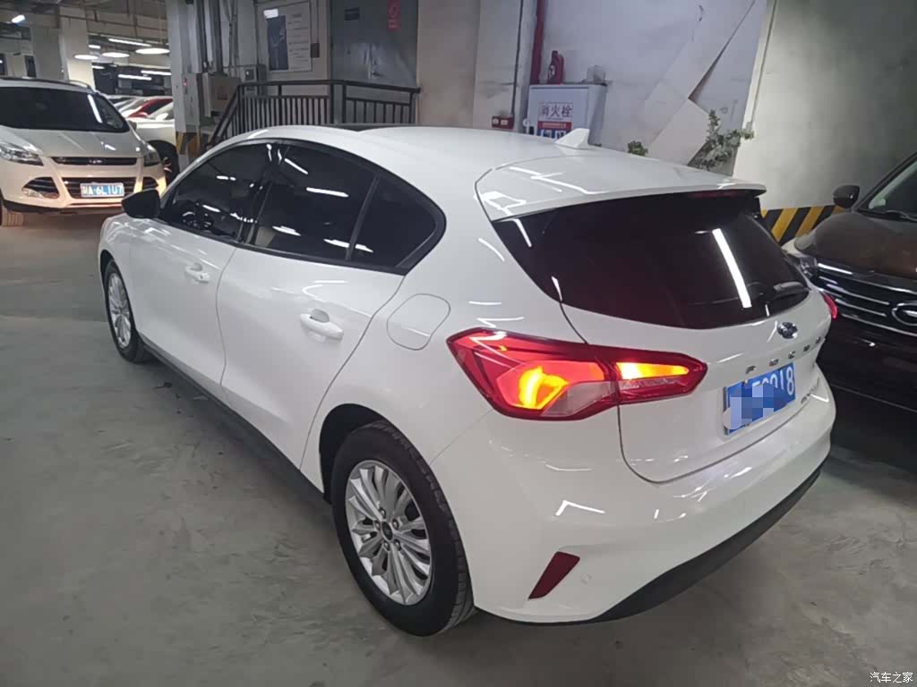 Ford Focus, 2019 все фото