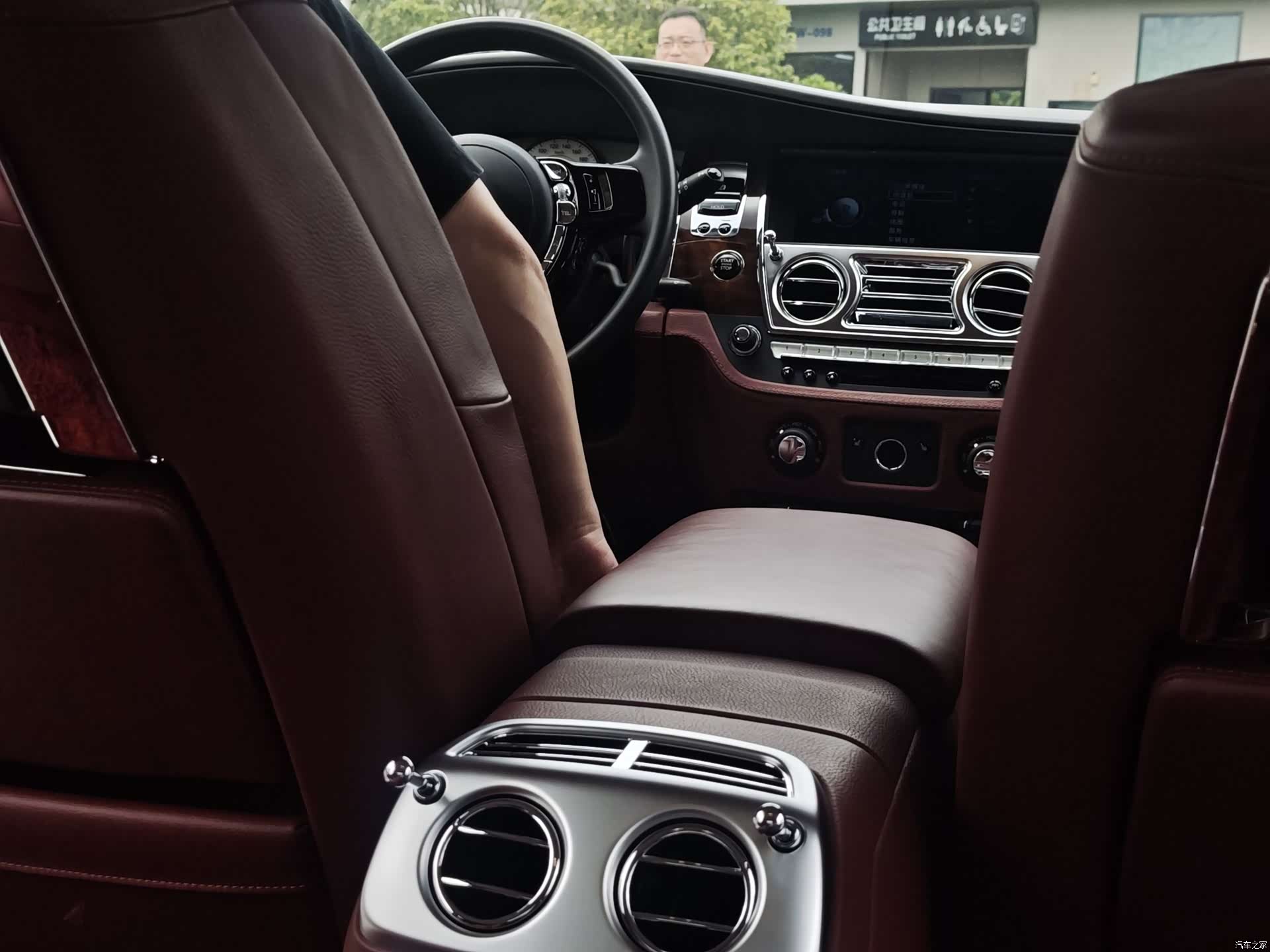 Rolls-Royce Ghost, 2012 16
