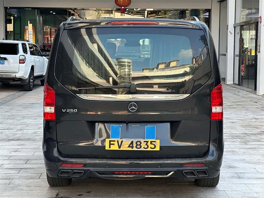 Mercedes-Benz V-Class, 2019 3