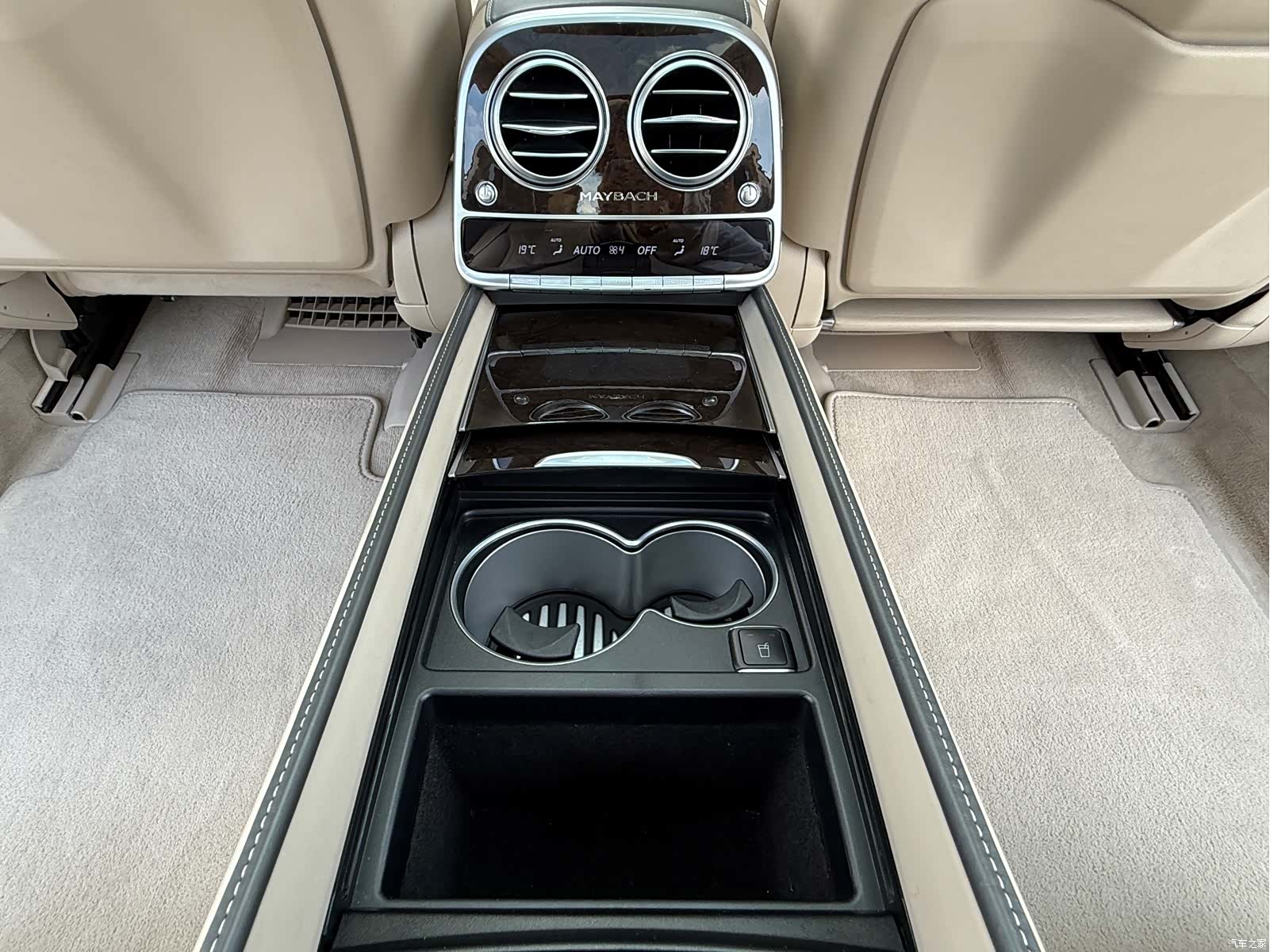Maybach S-Class, 2017 12