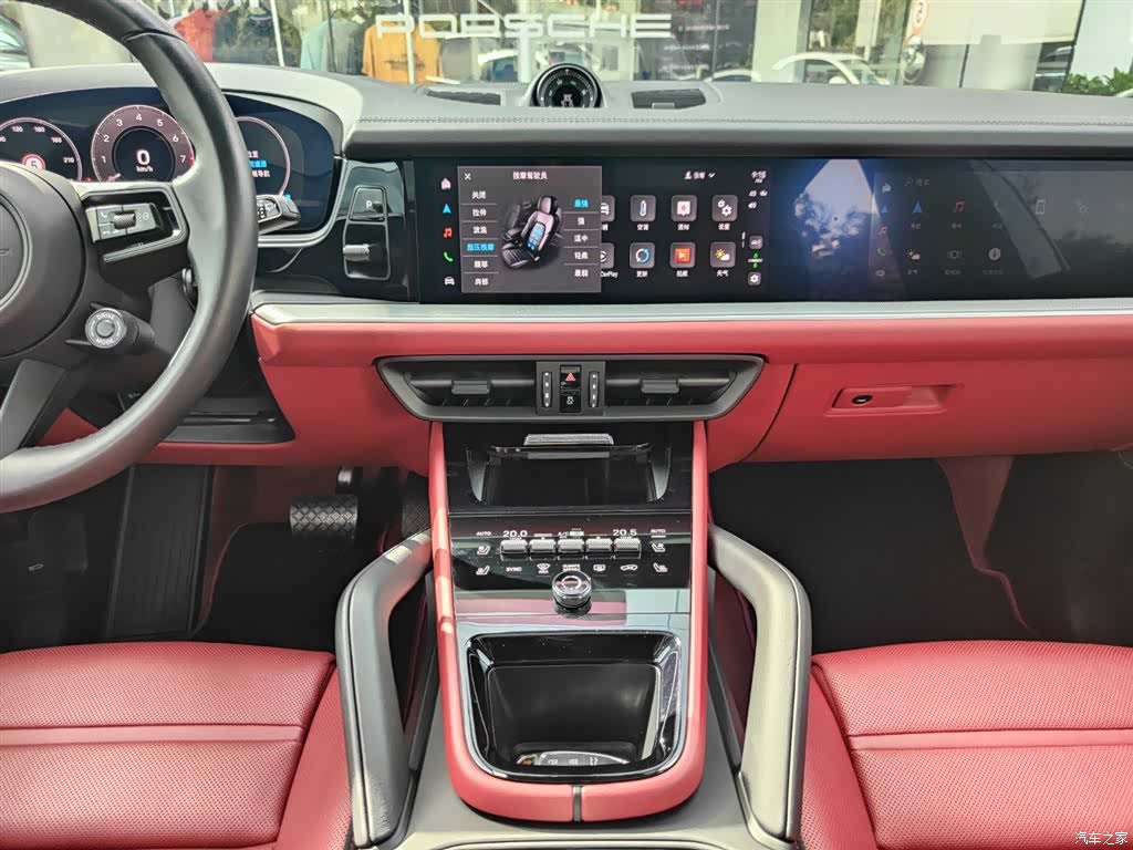 Porsche Cayenne, 2024 11