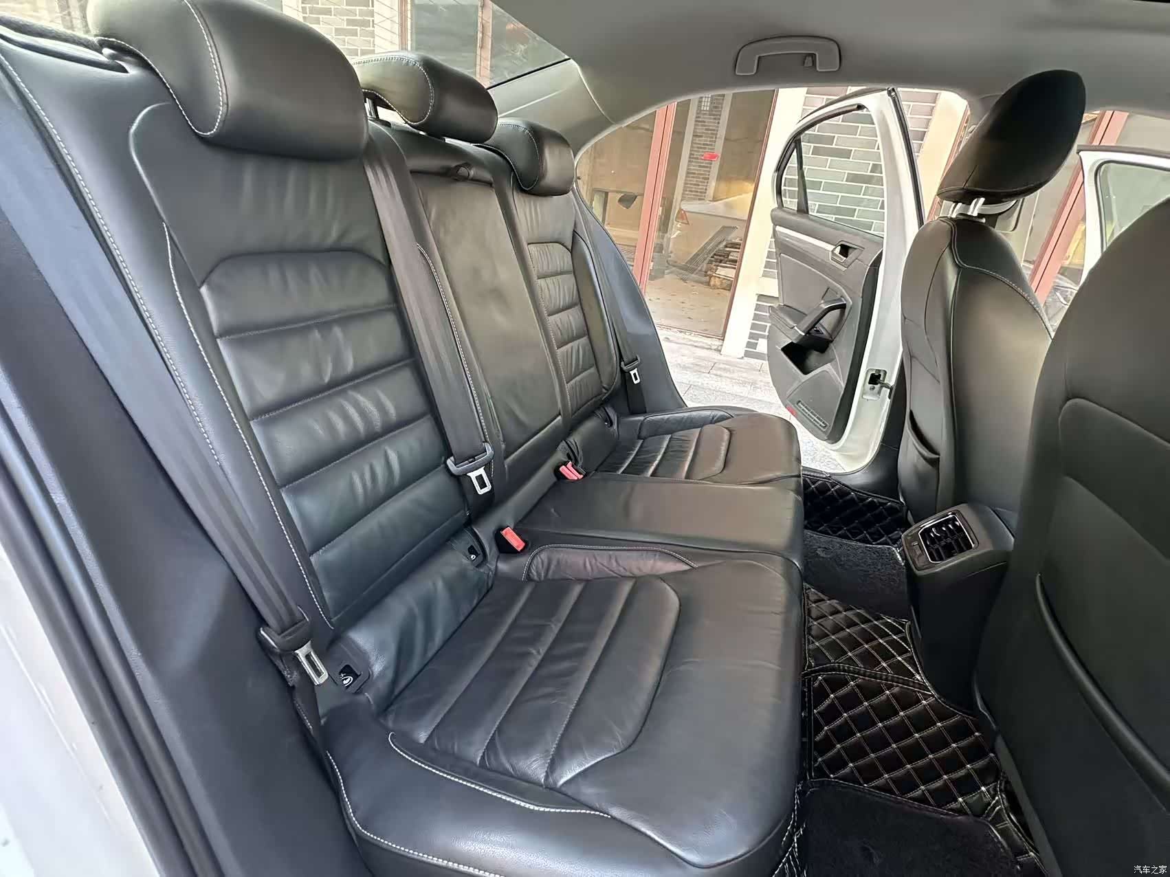 Volkswagen Lamando, 2015 9