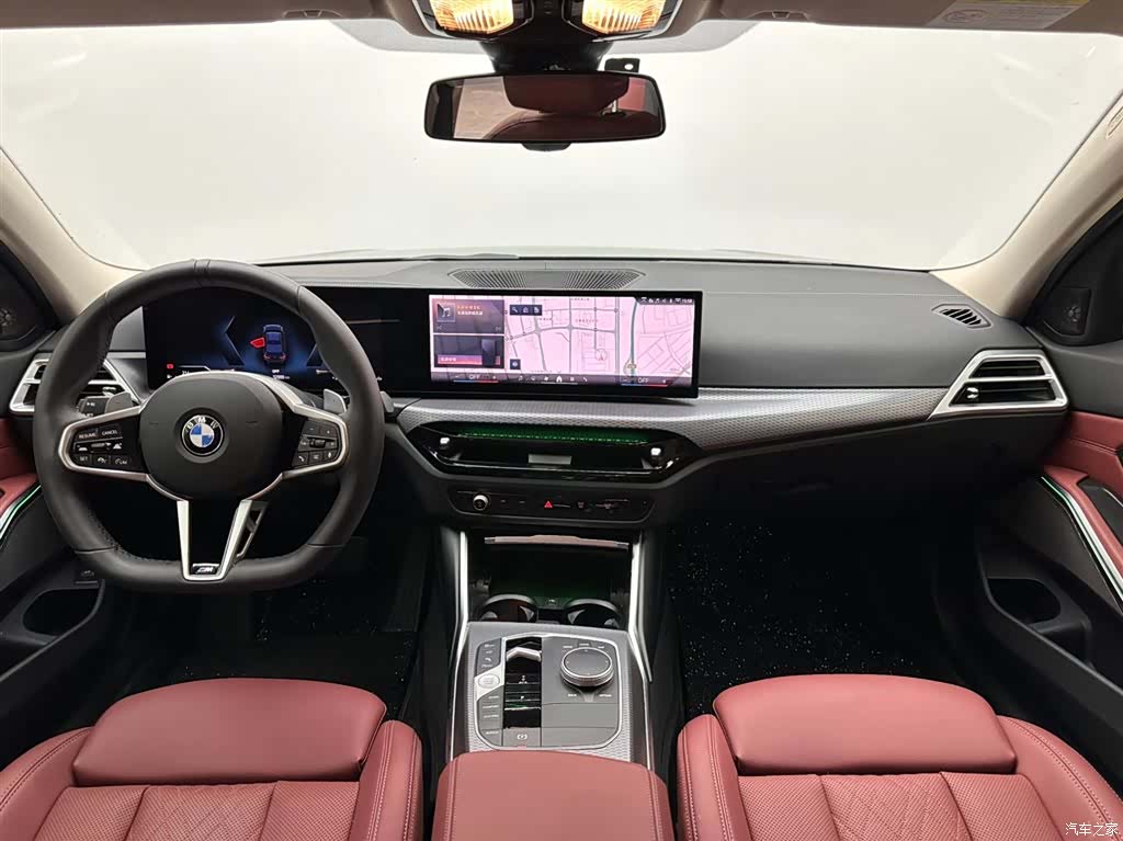 BMW 3 Series, 2025 10