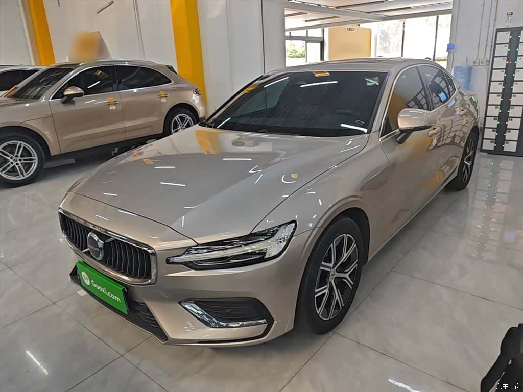 Volvo S60, 2024 2