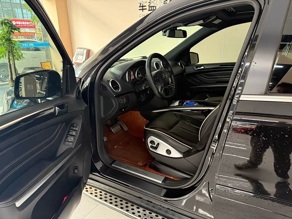 Mercedes-Benz M class Mercedes-Benz M class