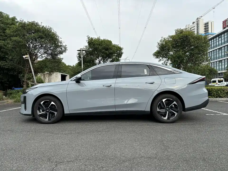 Geely Galaxy Galaxy L6