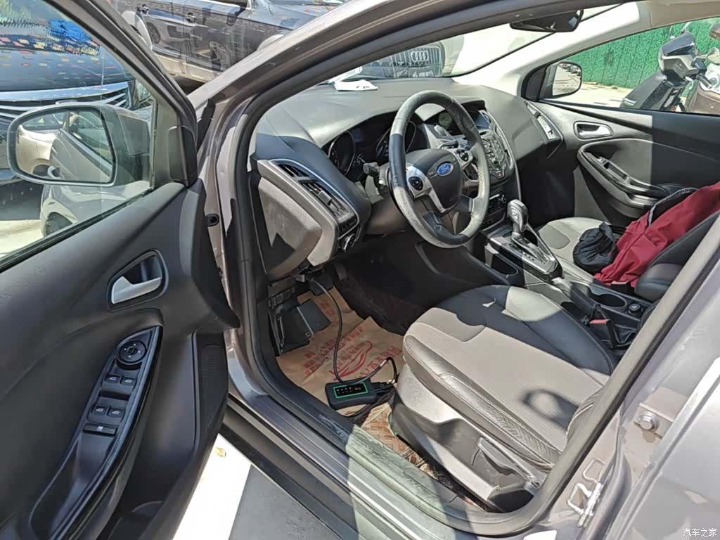 Ford Focus, 2015 16