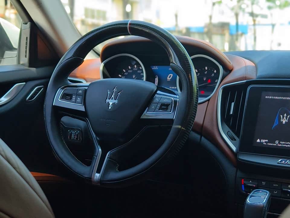 Maserati Ghibli Maserati Ghibli