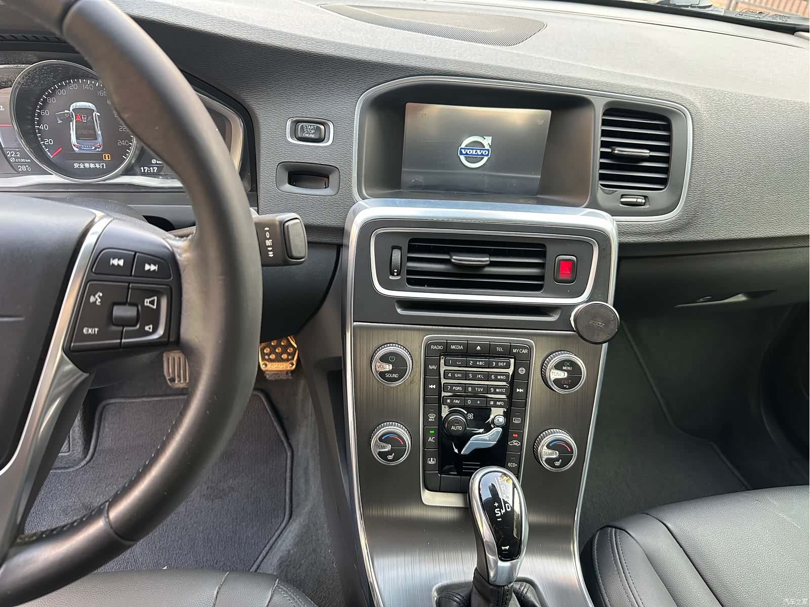 Volvo S60, 2015 10