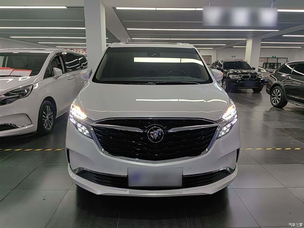 Buick GL8, 2021 3