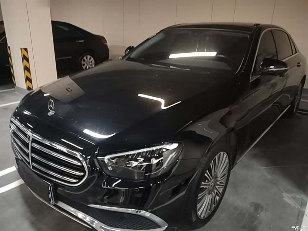 Mercedes-Benz E-Class, 2021 1
