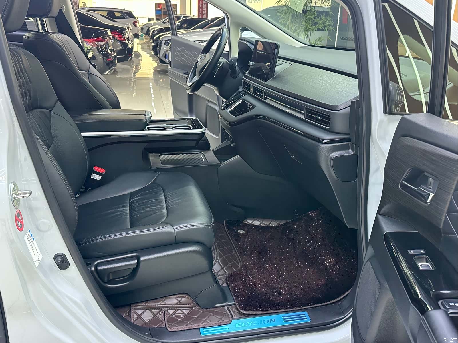 Honda Elysion, 2024 19