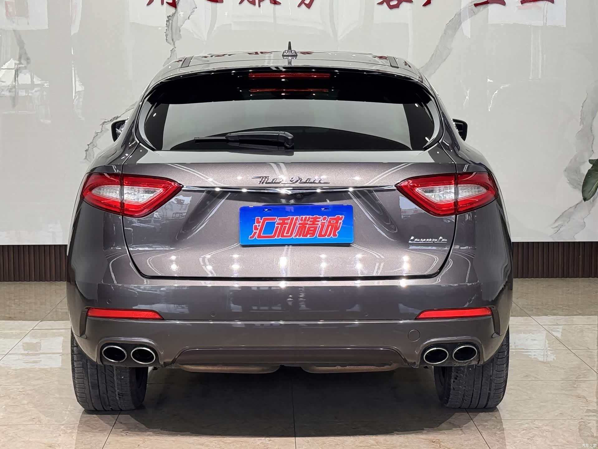 Maserati Levante, 2017 все фото
