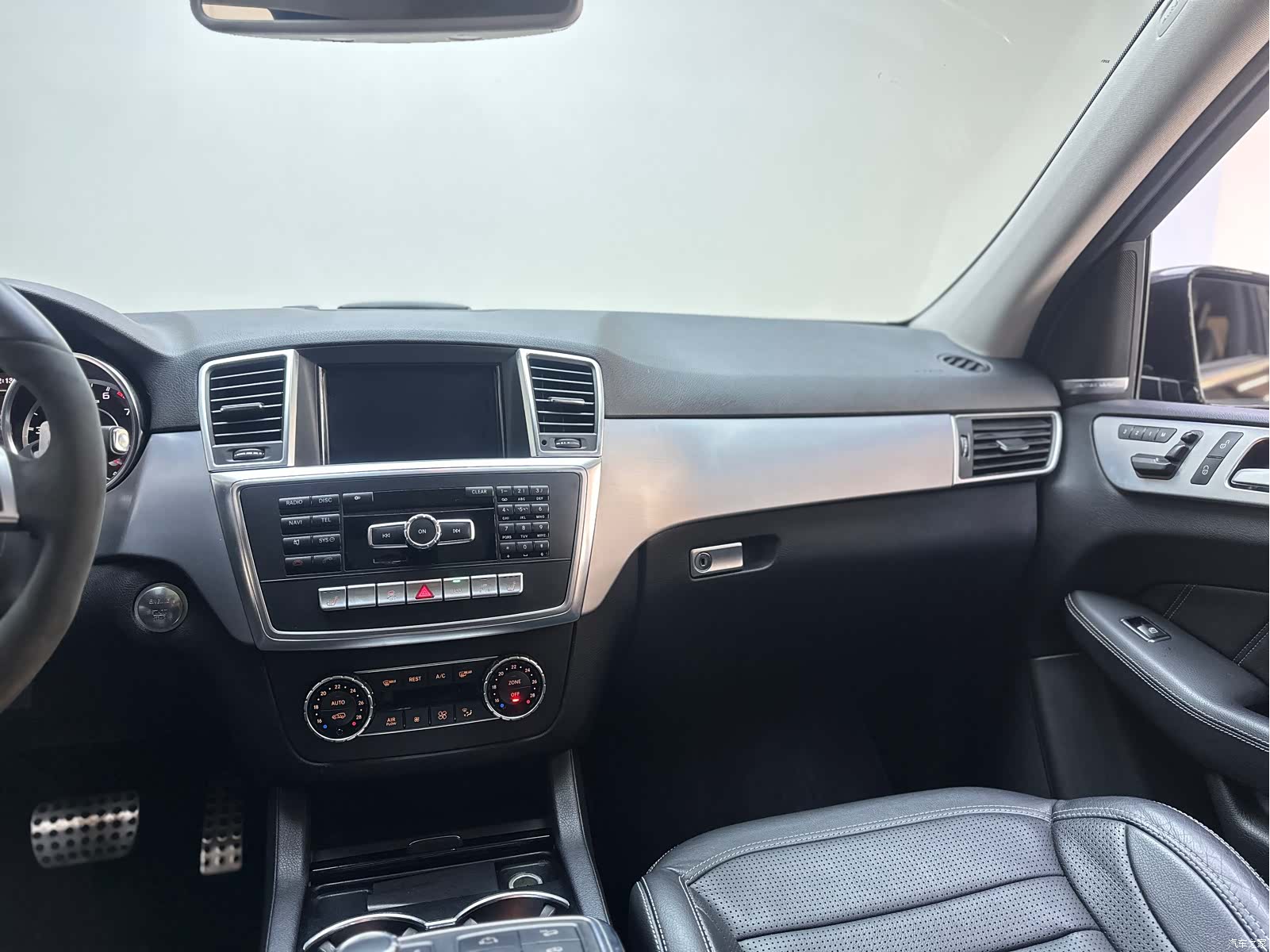 Mercedes-Benz M-Class AMG, 2015 17